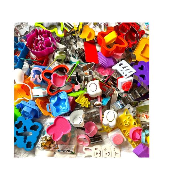 Sandwich Cutter and Cookie Cutter lot to make Fun Lunches Kids Crafts - Picture 4 of 5